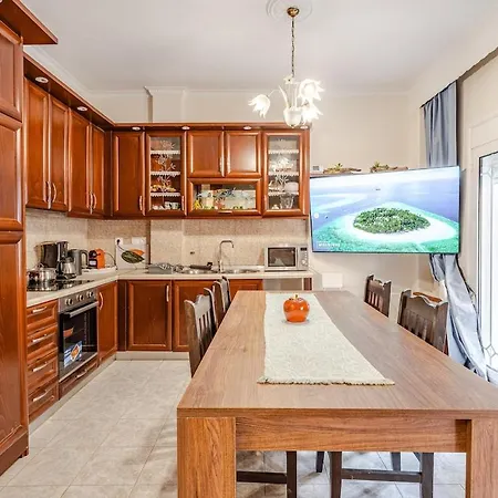 Fully Equipped And Family Friendly Skg Center *